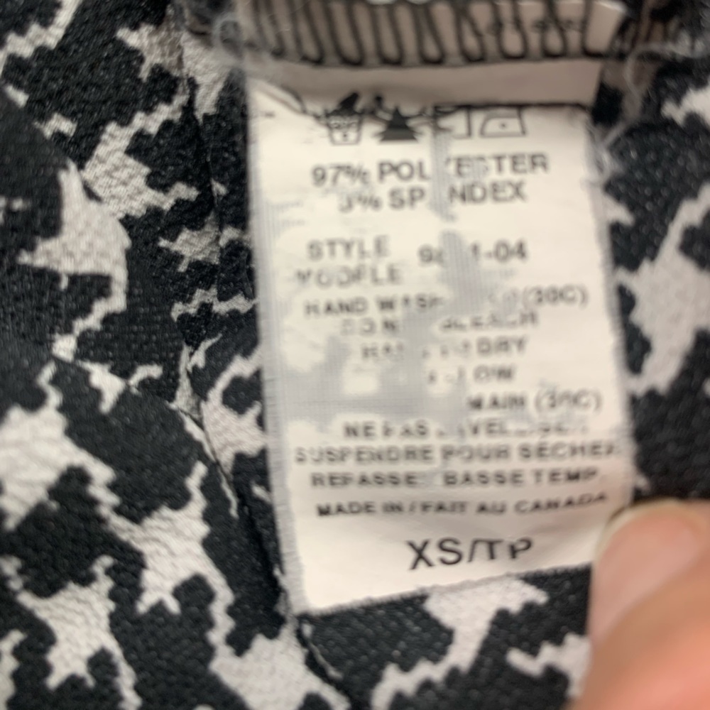 Twik Black and White Houndstooth Blouse - Picture 4 of 4